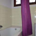Maison 4 Pieces Avec Terrasse, Climatisation Et Parking - Proche A - Fr-1-226a-48 Vakantiehuis *