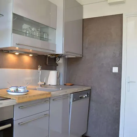 Maison 4 Pieces Avec Terrasse, Climatisation Et Parking - Proche A - Fr-1-226a-48 Vakantiehuis *