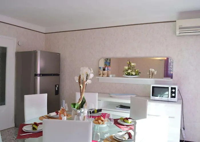 Maison 4 Pieces Avec Terrasse, Climatisation Et Parking - Proche A - Fr-1-226a-48 Σπίτι διακοπών
