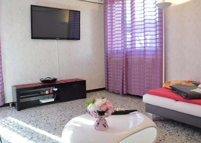 Maison 4 Pieces Avec Terrasse, Climatisation Et Parking - Proche A - Fr-1-226a-48 Prázdninový dům *